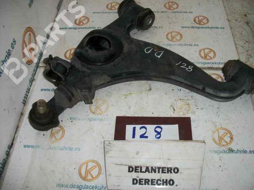 Used Right front suspension arm MERCEDES-BENZ 190 (W201) E 2.0 (201.024) (122 hp) 2468783