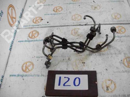 Used Injection rail PEUGEOT 306 Hatchback (7A, 7C, N3, N5) [1993-2003]  2465214
