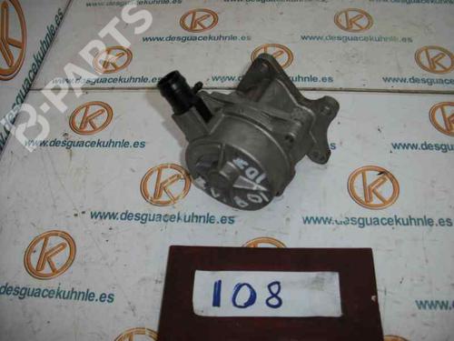 Used Vacuum pump RENAULT MEGANE I (BA0/1_) [1995-2004]  2483284