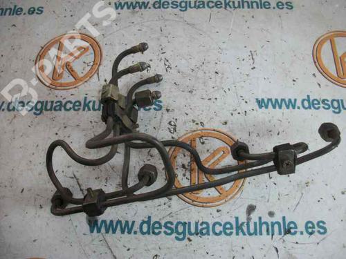 Used Injection rail NISSAN PRIMERA Hatchback (P11) [1996-2002]  2465146