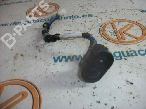 Used Right front window switch OPEL ASTRA F Saloon (T92) 1.7 TD (F19, M19) (68 hp) 2448677