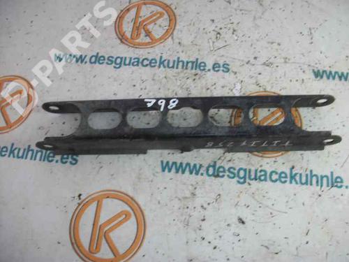 Braço suspensão trás esquerdo BMW 3 (E90) 318 d (122 hp) 2474666