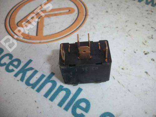 Right front window switch AUDI 80 B4 Avant (8C5) 1.9 TDI | BP2458924I26 