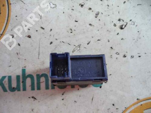 Switch BMW 5 (E39) 528 i | BP2450186I30 