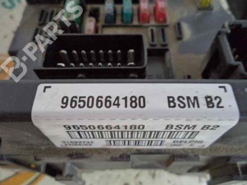 Fuse box PEUGEOT 206 Hatchback (2A/C) 1.9 D | BP2460976E1 