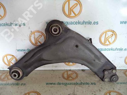 Used Right front suspension arm RENAULT LAGUNA II (BG0/1_) [2001-2007]  2467086