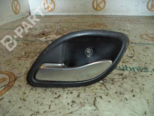 Used Front left interior door handle RENAULT LAGUNA II (BG0/1_) [2001-2007]  3219616