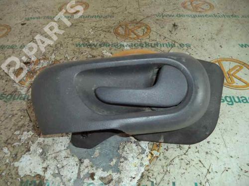 Used Front right interior door handle OPEL CORSA C (X01) 1.7 DI (F08, F68) (65 hp) 3218755