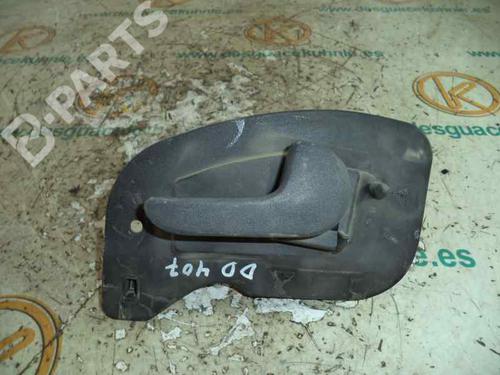 Poignée intérieure avant droite OPEL CORSA C (X01) 1.2 (F08, F68) (75 hp) 3219476