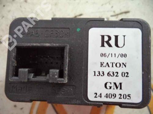 Left front window switch OPEL CORSA C (X01) 1.2 (F08, F68) | BP2457832I27 