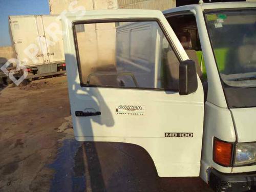 Used Right front door MERCEDES-BENZ MB Van (W631) 2.0 D (60 hp) 2450531