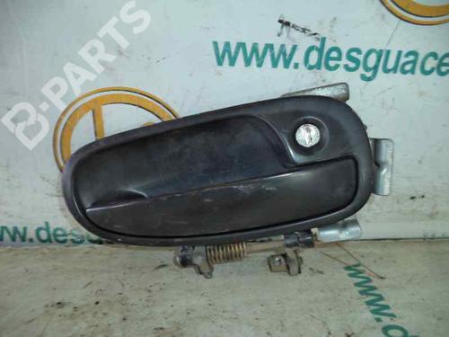 Used Front right exterior door handle HONDA CIVIC VI Hatchback (EJ, EK) 1.4 i S (EJ9) (90 hp) 2462589