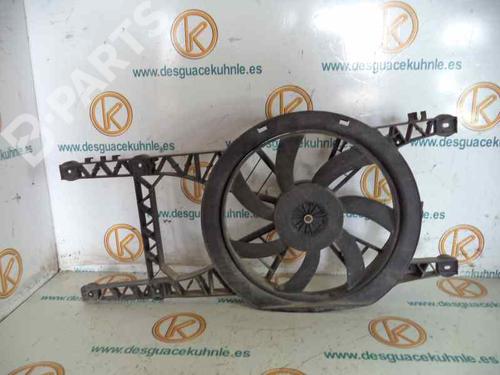Used Radiator fan RENAULT LAGUNA I (B56_, 556_) [1993-2002]  2453136