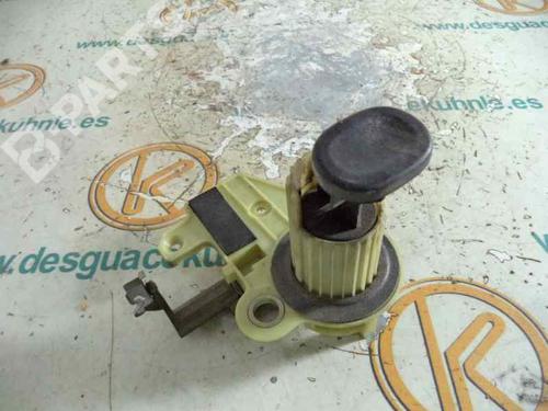Used Tailgate handle RENAULT LAGUNA I (B56_, 556_) 1.6 16V (B568, B561) (107 hp) 2461758
