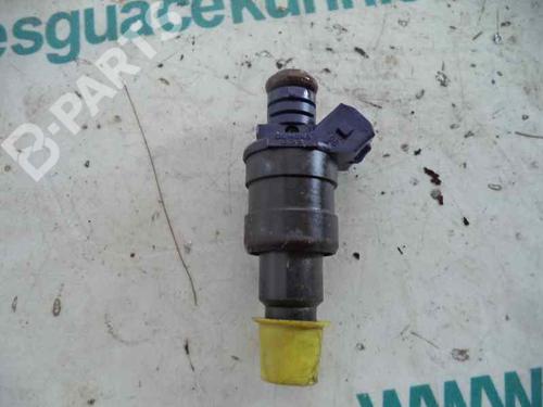 Spreder / Dyse RENAULT MEGANE I Classic (LA0/1_) 1.6 i (LA0L) (75 hp) 2464426