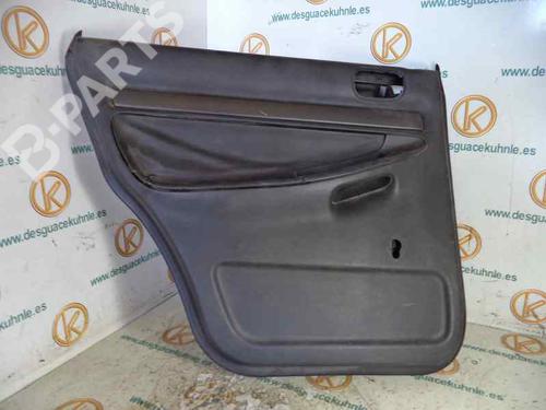 Guarnecido puerta trasera izquierda AUDI A4 B5 Avant (8D5) 1.9 Hybrid (90 hp) 2454664