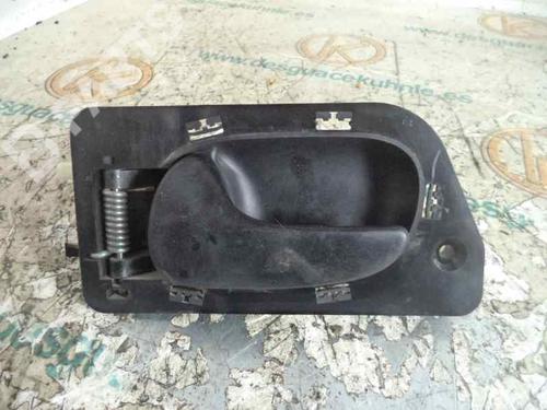 Used Rear left interior door handle RENAULT LAGUNA I (B56_, 556_) [1993-2002]  3219169