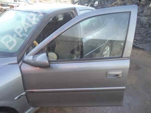 Used Left front door OPEL VECTRA B (J96) 2.2 DTI 16V (F19) (125 hp) 2472391