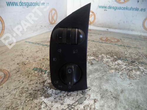 Used Headlight switch SEAT IBIZA II (6K1) 1.4 i (60 hp) 2455427