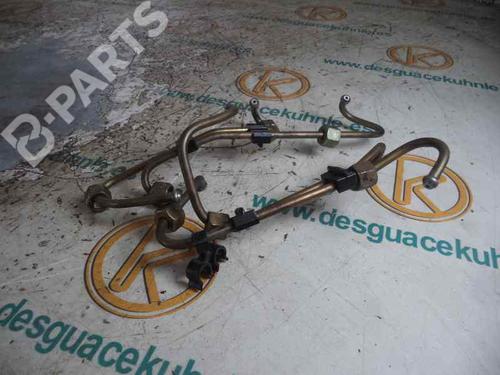 Used Injection rail CITROËN SAXO (S0, S1) 1.5 D (57 hp) 2481627