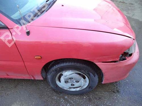 Used Right front fenders HYUNDAI ACCENT I (X-3) 1.3 i 12V (84 hp) 2456858