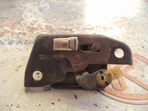 Tailgate lock HYUNDAI ACCENT I (X-3) 1.3 i 12V | BP2467983C101 