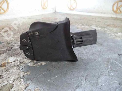 Steering wheel controls FORD FIESTA V (JH_, JD_) 1.4 16V 98AB14K147AC |