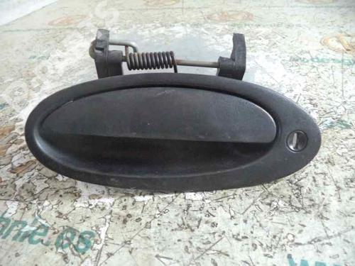 Used Front left exterior door handle RENAULT LAGUNA I (B56_, 556_) [1993-2002]  2483670