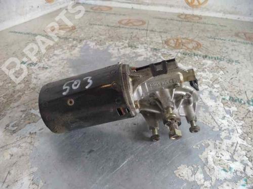 Used Front wiper motor FORD FOCUS I Saloon (DFW) 1.6 16V (100 hp) 2474330