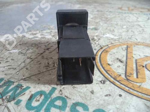 Headlight switch PEUGEOT 406 (8B) 1.9 TD | BP2466052I24 