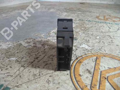 Headlight switch PEUGEOT 406 (8B) 1.9 TD | BP2476539I24 