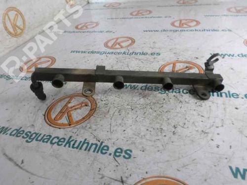Used Injection rail CHEVROLET AVEO / KALOS Hatchback (T200) 1.4 16V (94 hp) 2465162