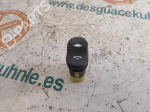 Used Right front window switch FORD FOCUS I (DAW, DBW) [1998-2009]  2448834