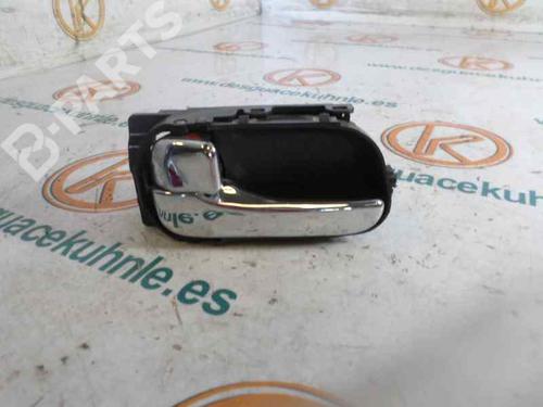 Used Front left interior door handle NISSAN PRIMERA Hatchback (P11) 2.0 TD (90 hp) 3219737