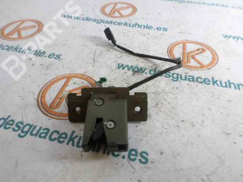 Used Tailgate lock NISSAN PRIMERA Hatchback (P11) 2.0 TD (90 hp) 2473368