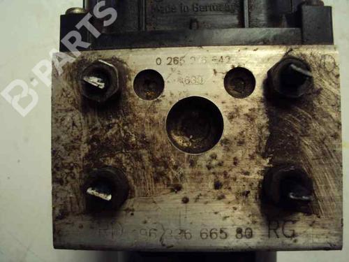 Used ABS pump CITROËN XSARA PICASSO (N68) [1999-2012]  2472491