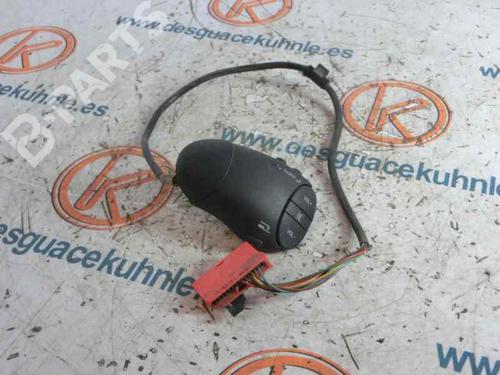Used Steering wheel controls RENAULT MEGANE I (BA0/1_) 1.4 16V (BA0D, BA1H, BA0W, BA10) (95 hp) 2484139