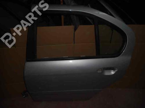 Puerta trasera izquierda NISSAN PRIMERA Hatchback (P11) 2.0 TD (90 hp) 2478798