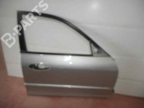 Used Right front door HYUNDAI SONATA IV (EF) 2.0 16V (136 hp) 2467162