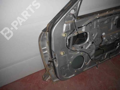 Right front door HYUNDAI SONATA IV (EF) 2.0 16V | BP2467162C3 