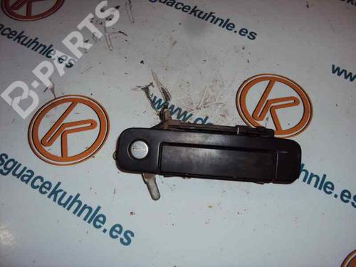 Used Front right exterior door handle AUDI 80 B4 Saloon (8C2) 2.0 E (115 hp) 2477595