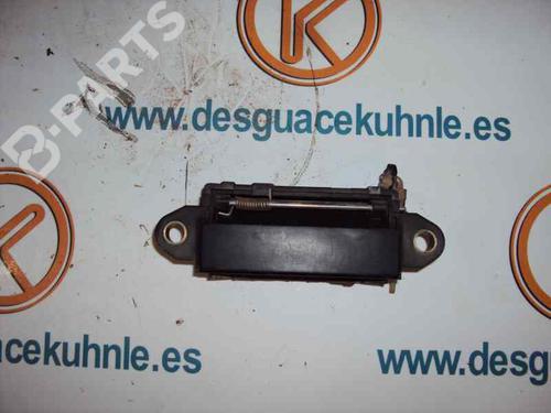 Used Rear left exterior door handle AUDI 80 B4 Saloon (8C2) 2.0 E (115 hp) 2458223