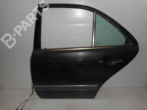 Used Left rear door MERCEDES-BENZ E-CLASS (W210) E 300 D (210.020) (136 hp) 2454756