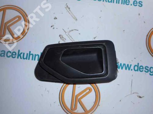 Used Front right interior door handle PEUGEOT 306 Hatchback (7A, 7C, N3, N5) [1993-2003]  3218117