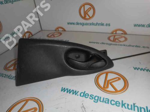 Højre bagtil invendig håndtag FORD FOCUS I (DAW, DBW) 1.8 TDCi (115 hp) 3219582