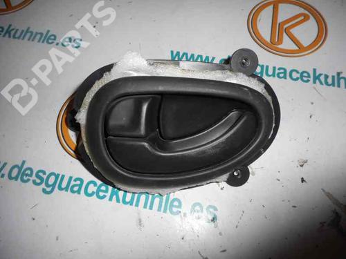Venstre bak invendig håndtak PEUGEOT 406 (8B) 2.0 HDI 110 (109 hp) 3218374