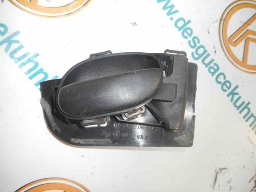 Used Front right interior door handle PEUGEOT 206 Hatchback (2A/C) 1.9 D (69 hp) 3218867