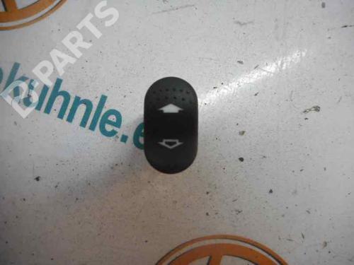 Used Right front window switch FORD FOCUS I (DAW, DBW) 1.6 16V (100 hp) 2456748