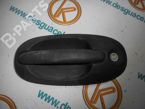 Used Front left exterior door handle CHRYSLER VOYAGER / GRAND VOYAGER III (GS_, NS_) 2.4 i (151 hp) 2483904