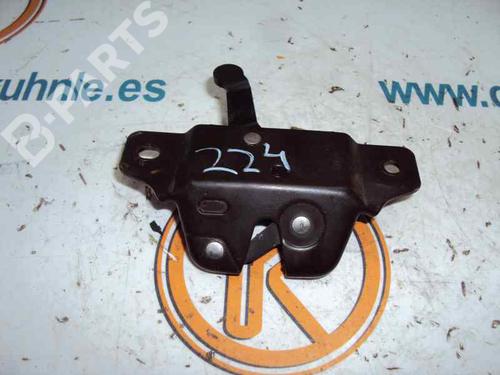Used Tailgate lock PEUGEOT 106 II (1A_, 1C_) 1.1 i (60 hp) 2482491